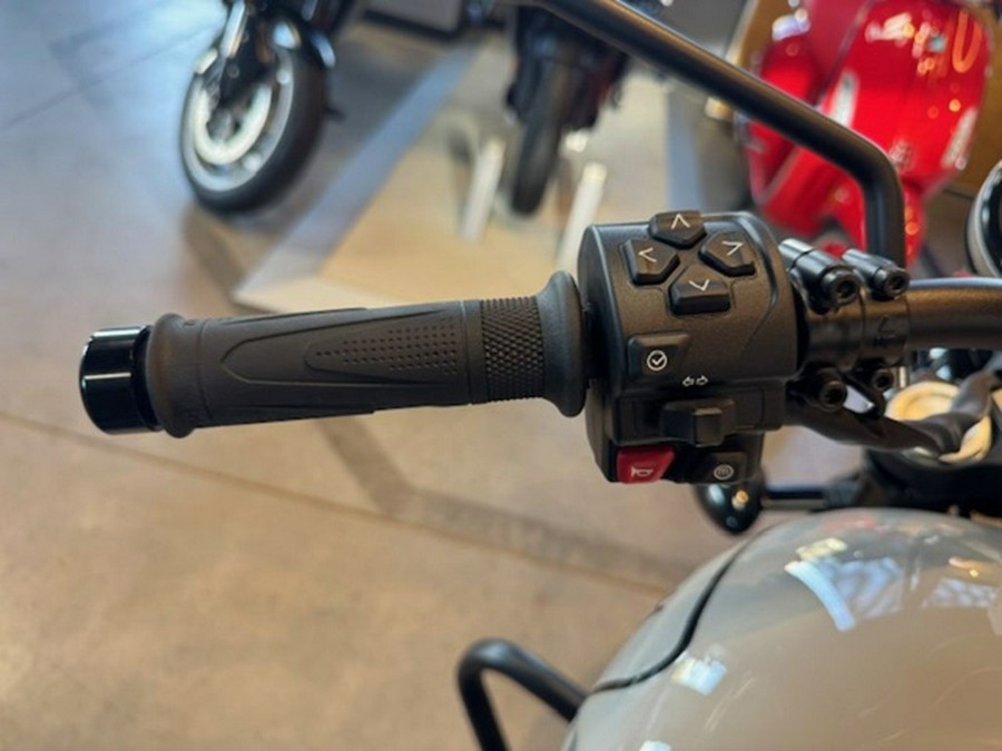 2025 Triumph Scrambler 1200 X