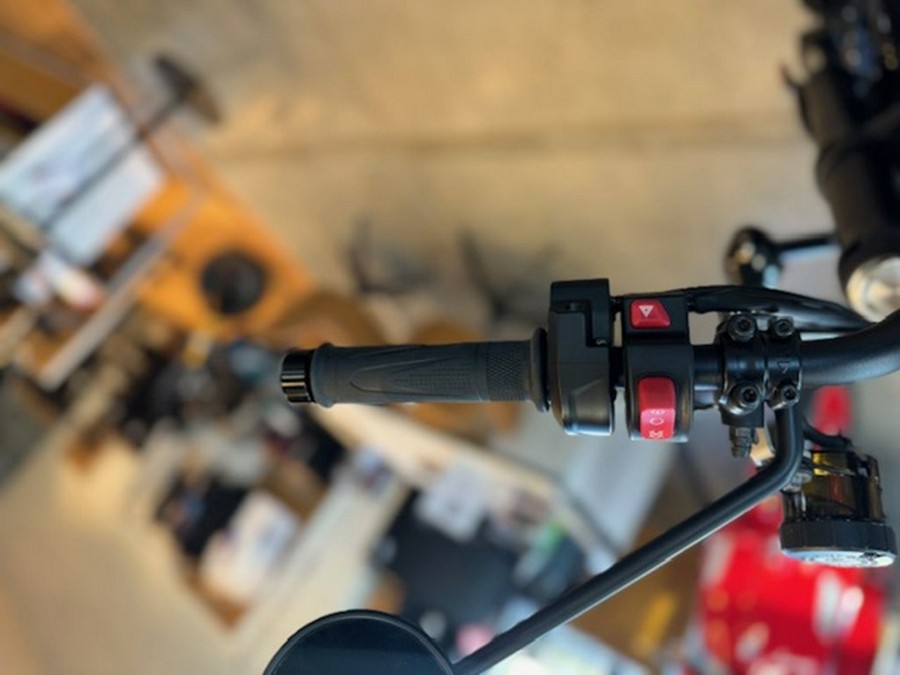 2025 Triumph Scrambler 1200 X