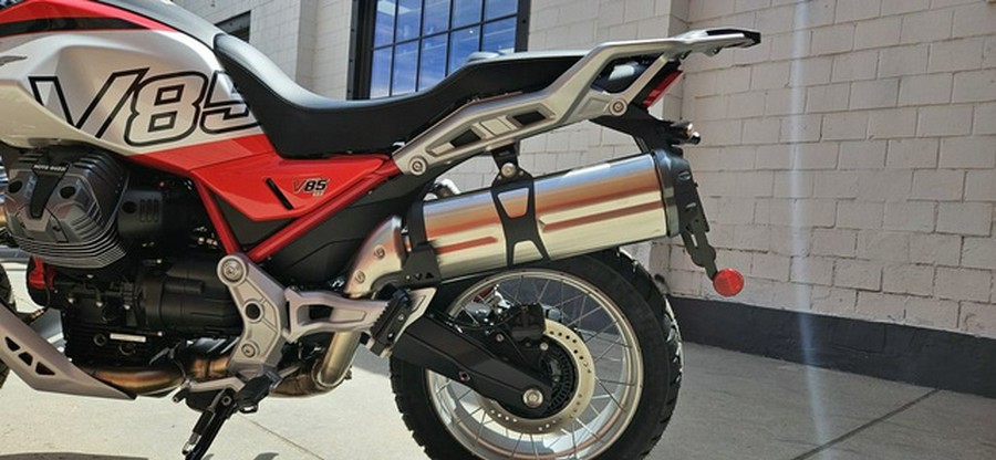 2025 Moto Guzzi V85 TT
