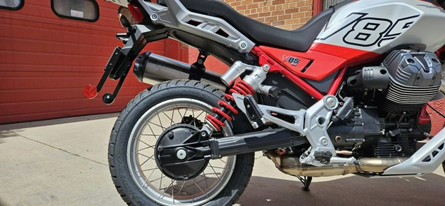 2025 Moto Guzzi V85 TT