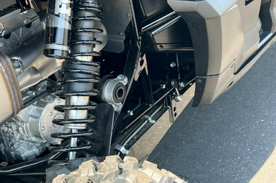 2026 Kawasaki Teryx KRX® 1000 Blackout Edition