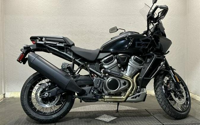 Harley-Davidson Pan America™ 1250 Special 2022 RA1250S 925710 BLACK