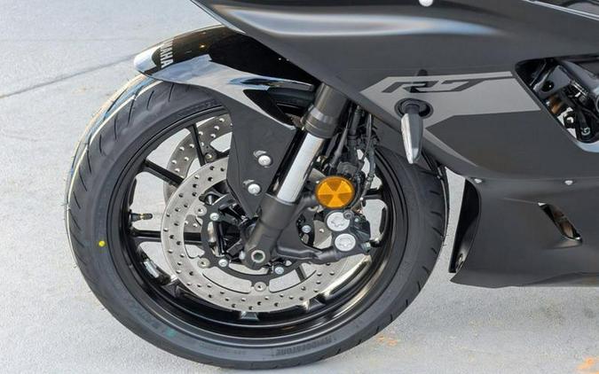 2025 Yamaha YZF-R7
