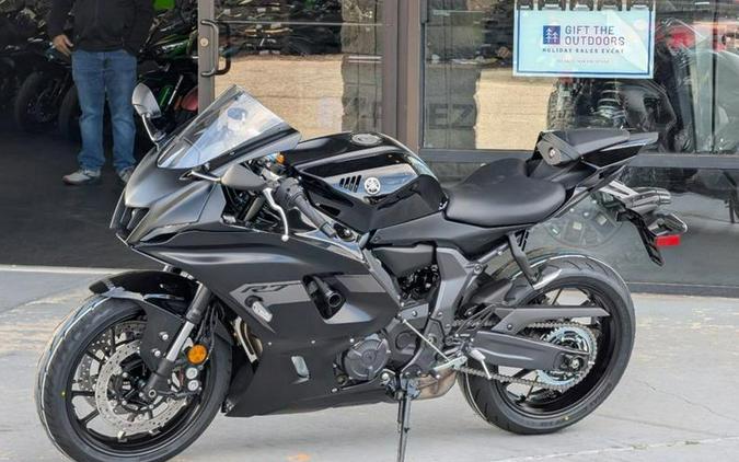 2025 Yamaha YZF-R7