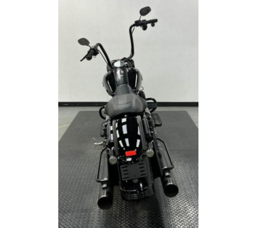 2022 Harley-Davidson® FLHRXS - Road King® Special