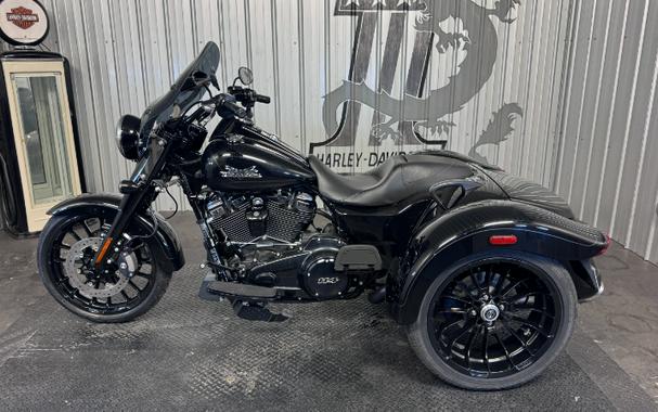 2023 Harley-Davidson FREEWHEELER