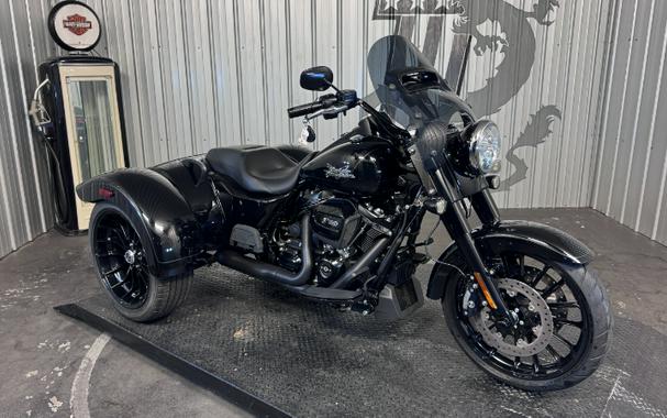 2023 Harley-Davidson FREEWHEELER