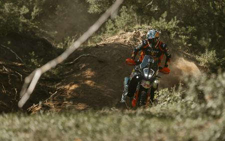 2027 KTM 890 Adventure R Rally