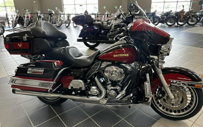 2010 Harley-Davidson® Electra Glide® Ultra Classic® Merlot Sunglo/Cherry Red Sunglo
