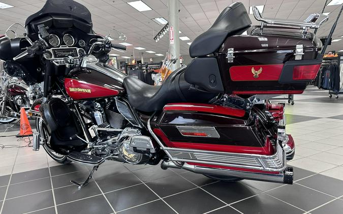 2010 Harley-Davidson® Electra Glide® Ultra Classic® Merlot Sunglo/Cherry Red Sunglo