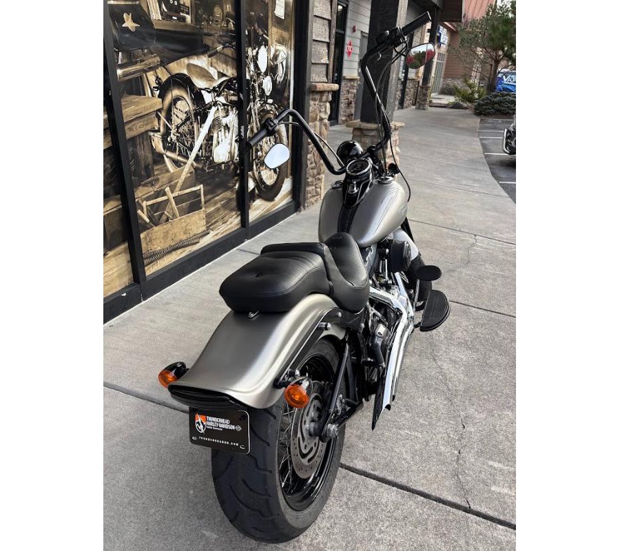2009 Harley-Davidson CROSS BONES