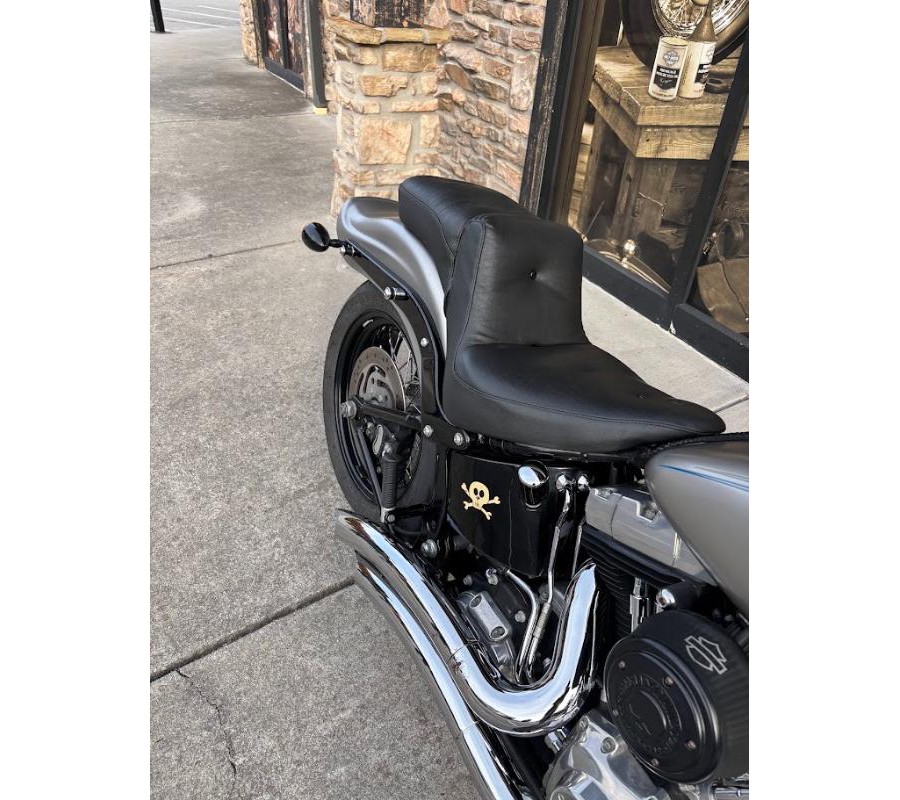2009 Harley-Davidson CROSS BONES
