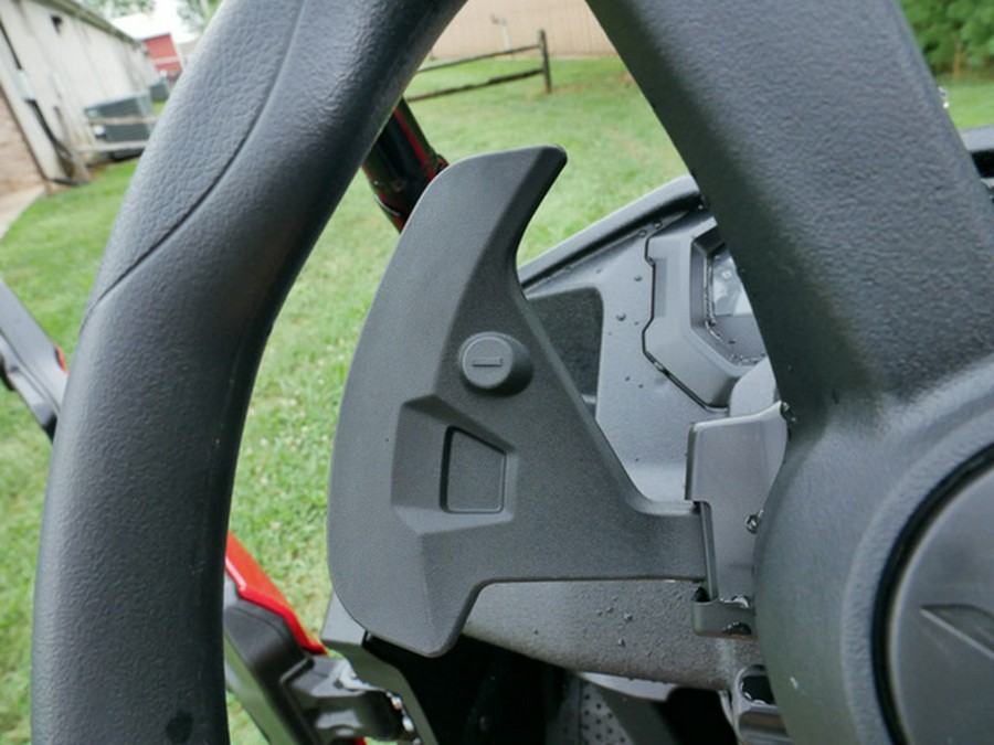 2024 Honda Pioneer 1000 Deluxe