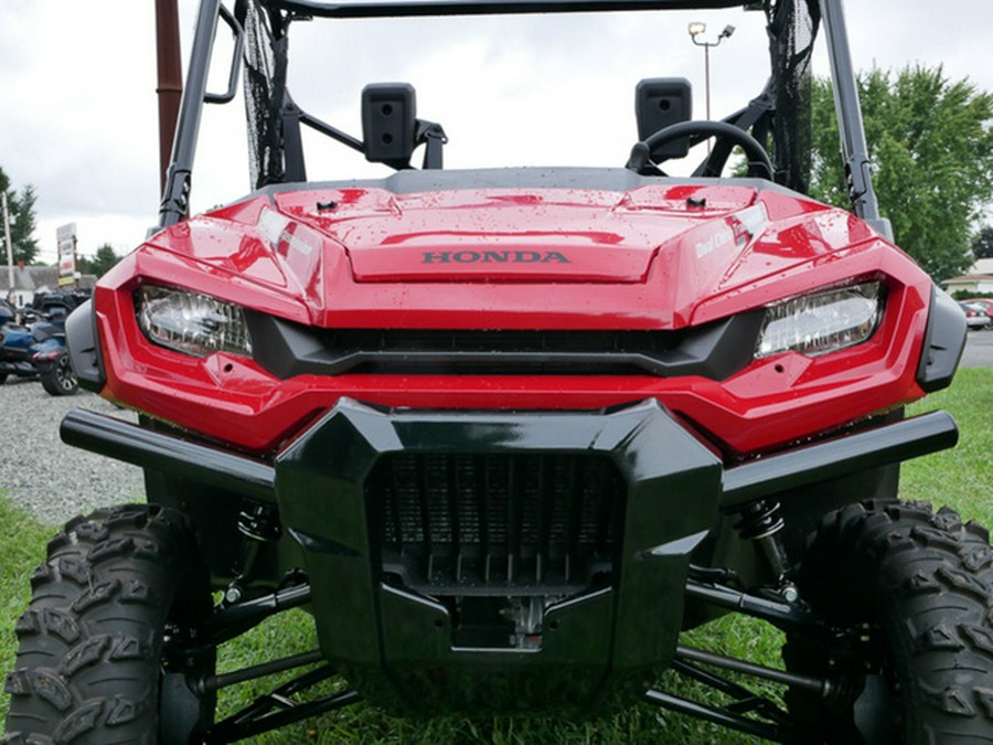 2024 Honda Pioneer 1000 Deluxe