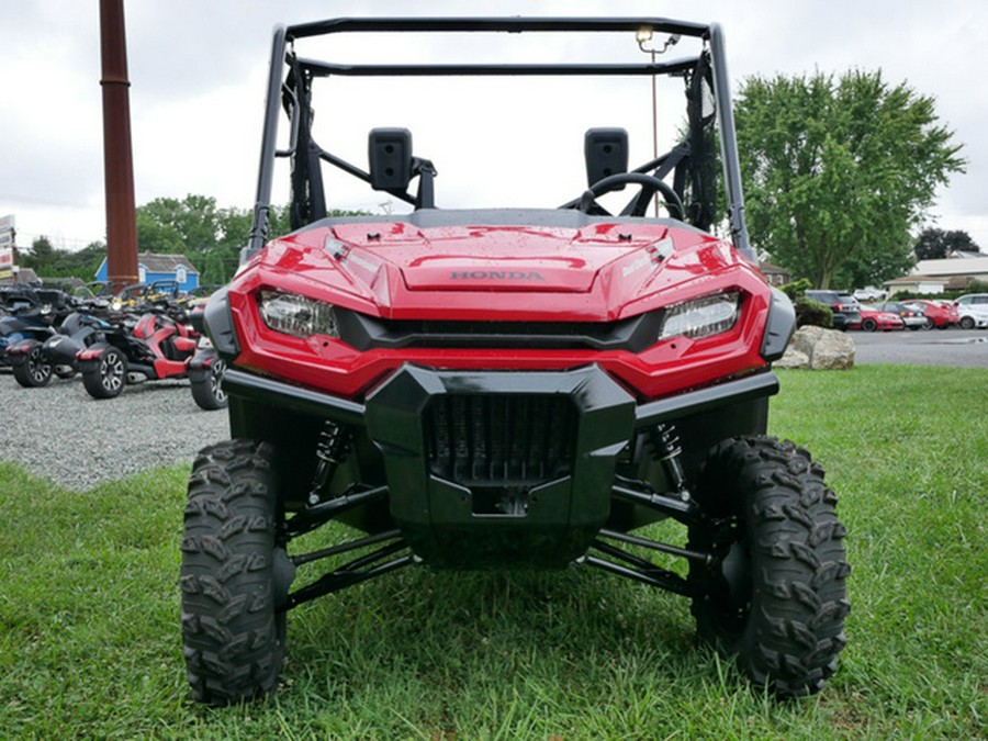 2024 Honda Pioneer 1000 Deluxe