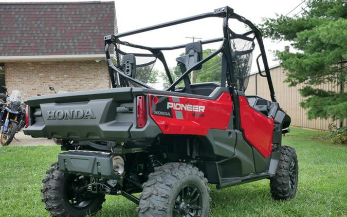 2024 Honda Pioneer 1000 Deluxe