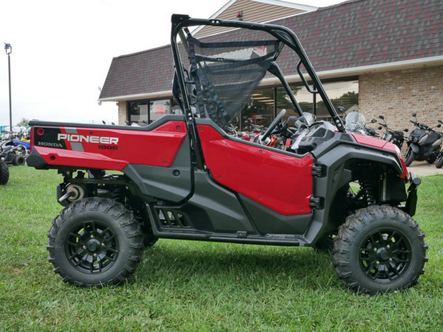 2024 Honda Pioneer 1000 Deluxe