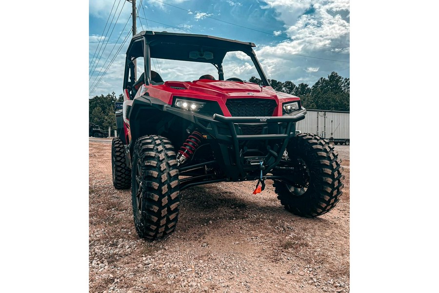 2025 Polaris Industries GENERAL® XP 1000 Premium