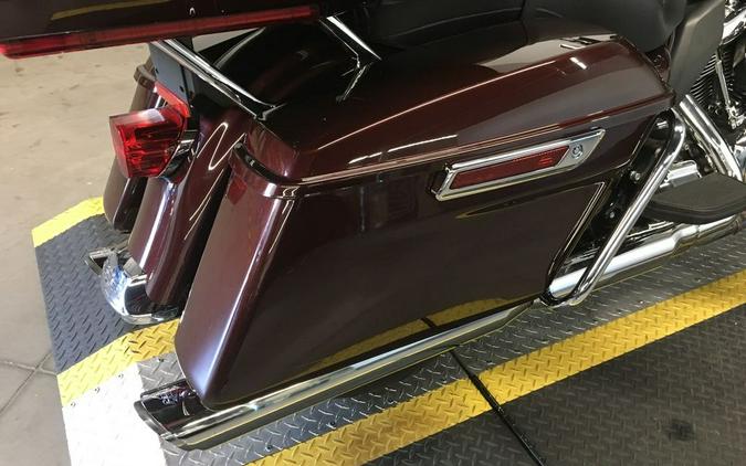2018 Harley-Davidson® FLHTKL - Ultra Limited Low