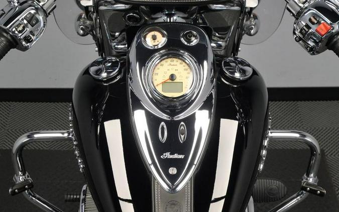 2016 Indian Motorcycle® Springfield™ Thunder Black