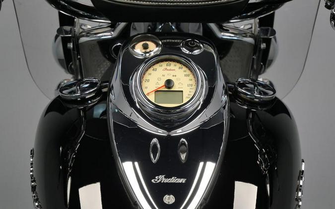 2016 Indian Motorcycle® Springfield™ Thunder Black