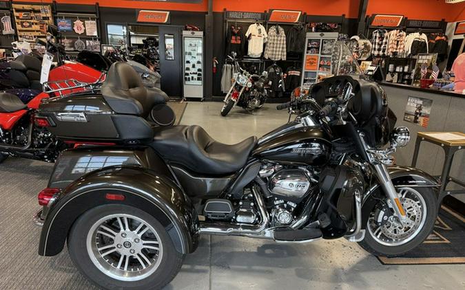 2020 Harley-Davidson Trike FLHTCUTG - Tri Glide Ultra