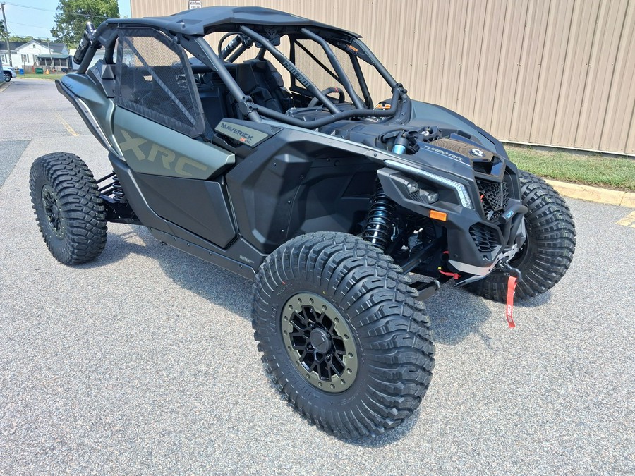 2027 Can-Am Maverick X3 X rc TURBO RR