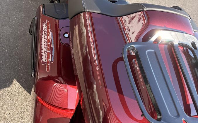 2026 Indian Motorcycle Pursuit Dark Horse + 112 & Audio Package MAROON METALLIC - 46322
