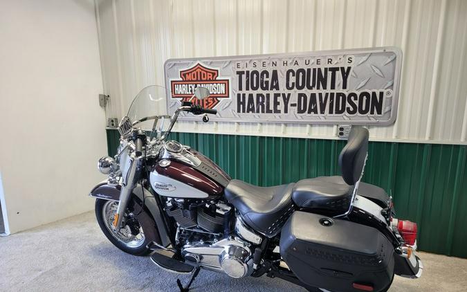 2021 Harley-Davidson® FLHC - Heritage Classic