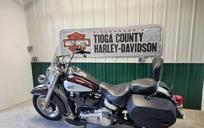 2021 Harley-Davidson® FLHC - Heritage Classic