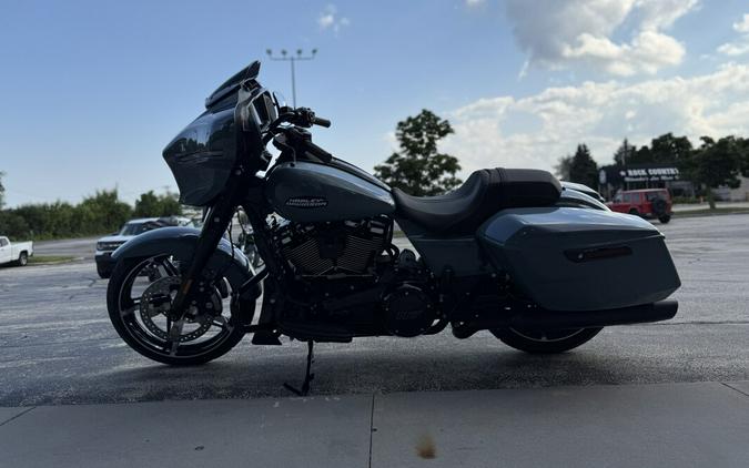 2024 Harley-Davidson Street Glide FLHX SHARKSKIN BLUE
