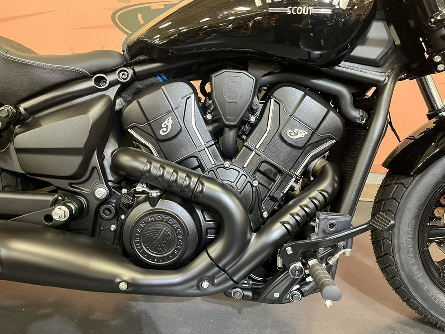 2025 Indian Motorcycle® Scout® Bobber Black Metallic