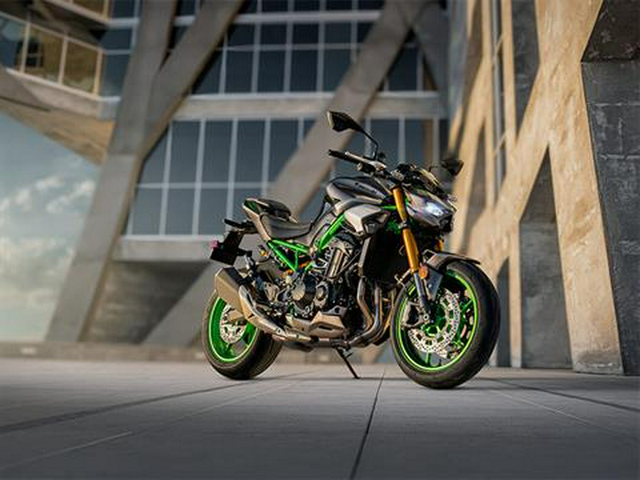 2025 Kawasaki Z900 SE ABS