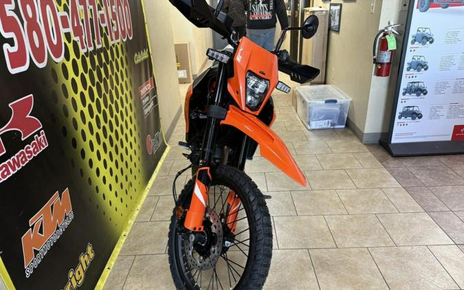 2026 KTM Enduro 390 R