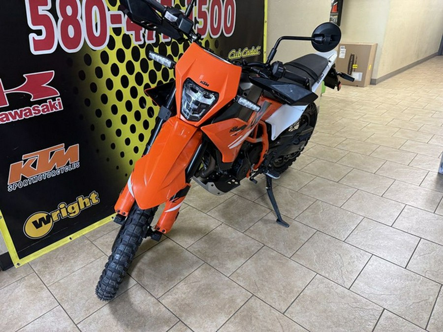 2026 KTM Enduro 390 R