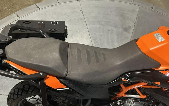 2024 KTM Adventure 390