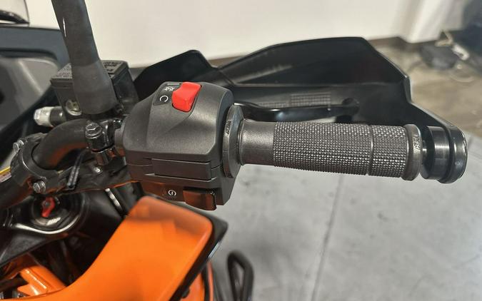 2024 KTM Adventure 390