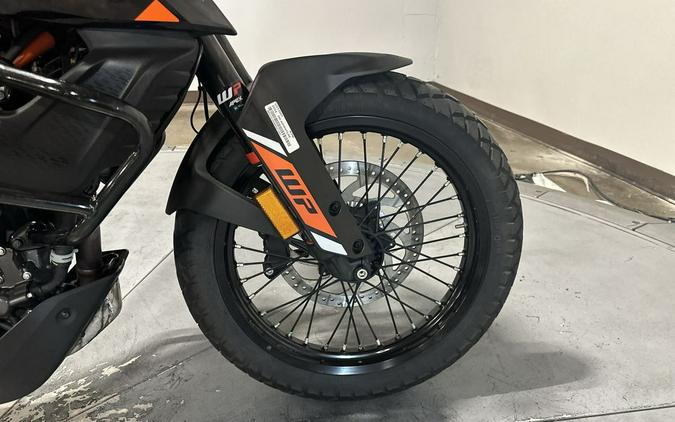 2024 KTM Adventure 390