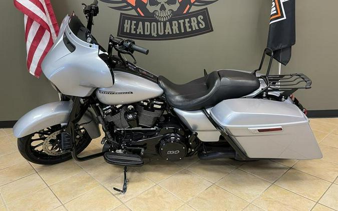 2019 Harley-Davidson® FLHXS - Street Glide® Special