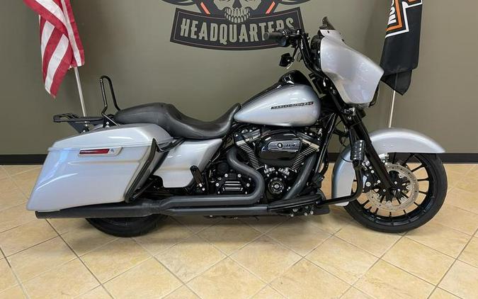 2019 Harley-Davidson® FLHXS - Street Glide® Special