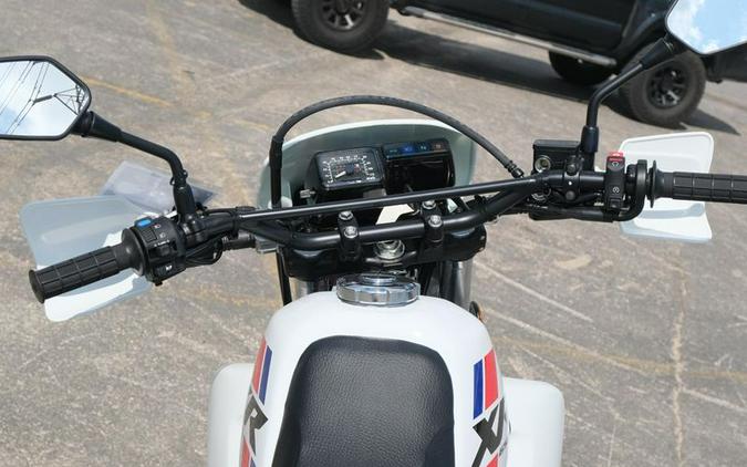 New 2025 HONDA XR650L