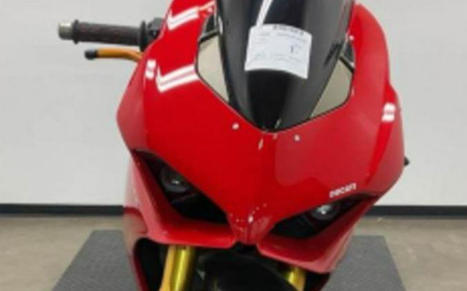 2019 Ducati V4 S