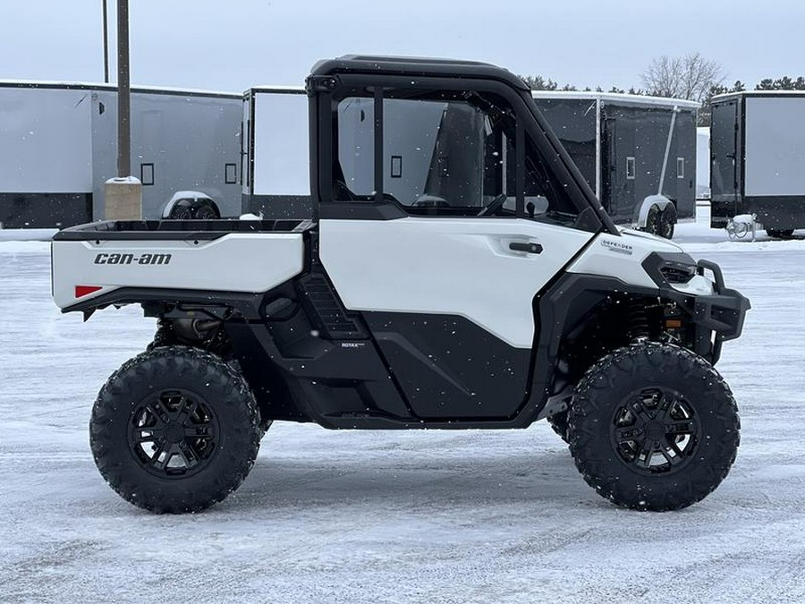 2026 Can-Am® Defender Limited HD11