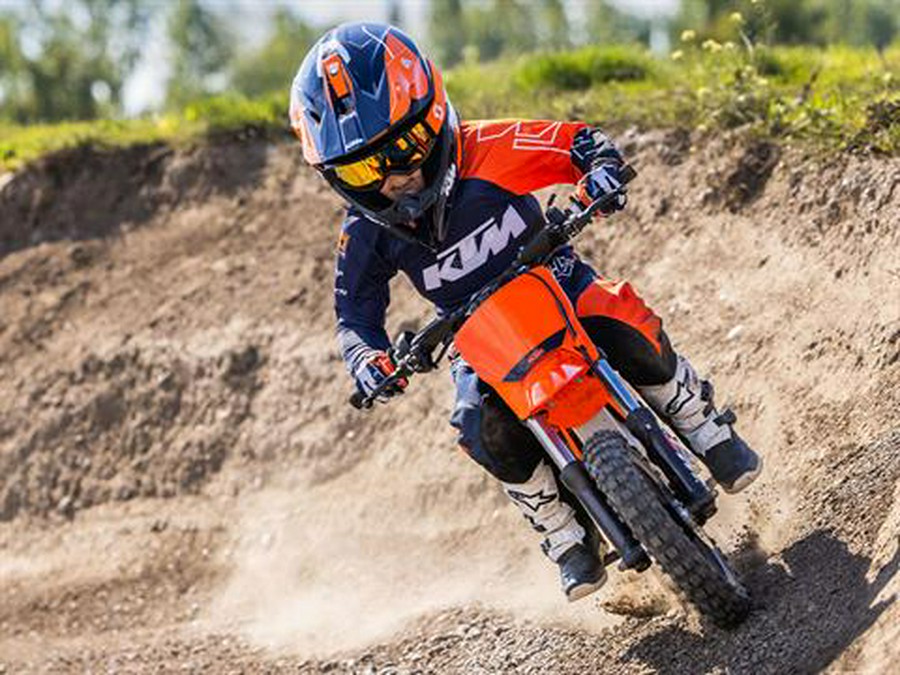 2025 KTM SX-E 2