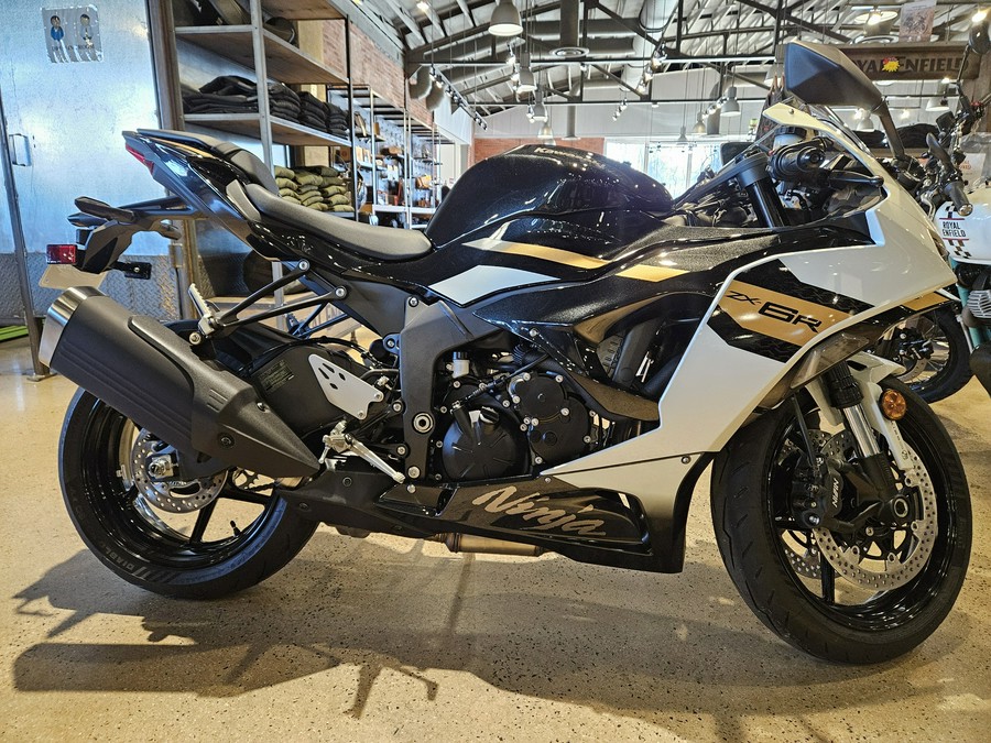 2026 Kawasaki NINJA ZX-6R ABS