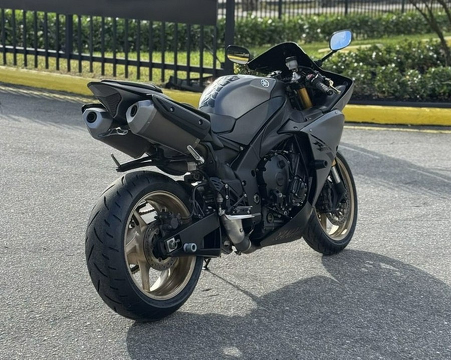 2014 Yamaha YZF R1