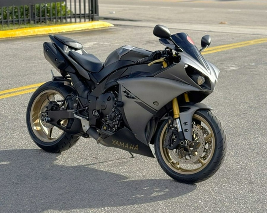 2014 Yamaha YZF R1