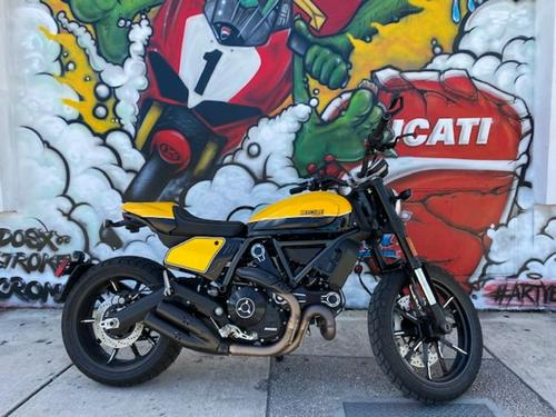 2019 Ducati Scrambler Full Throttle Review (11 Fast Facts)