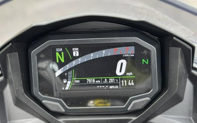 2024 Kawasaki Ninja 650 Metallic Matte Dark GrayMetallic Spark