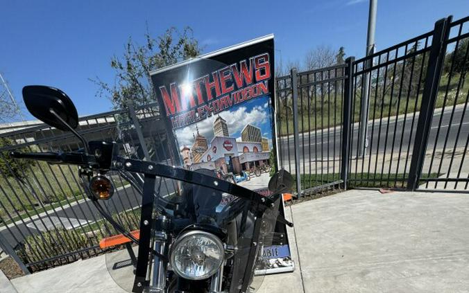 2008 Harley-Davidson® 1200 Nightster® Pacific Blue Pearl & Vivid Black